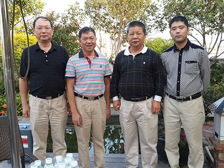 領(lǐng)導合照